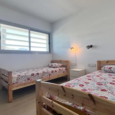 Med1 2Bedroom Seaview Higueron